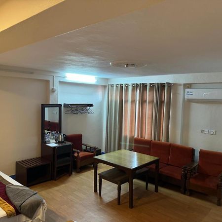 Hotel Silver Jubilee Kathmandu Ngoại thất bức ảnh