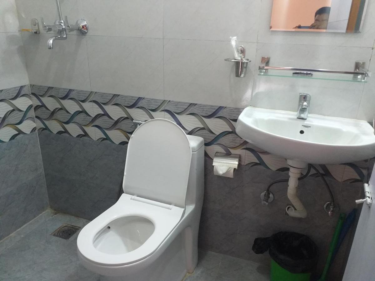 Hotel Silver Jubilee Kathmandu Ngoại thất bức ảnh
