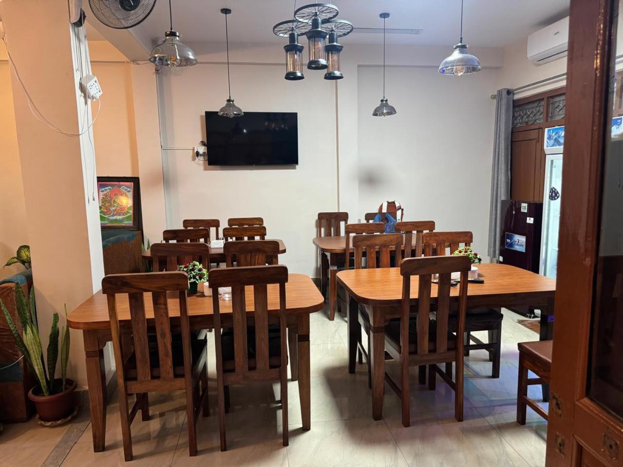 Hotel Silver Jubilee Kathmandu Ngoại thất bức ảnh